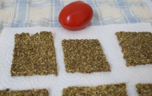Raw zuchinni walnut crackers - Ready to eat Raw zuchinni walnut crackers - Ready to eat